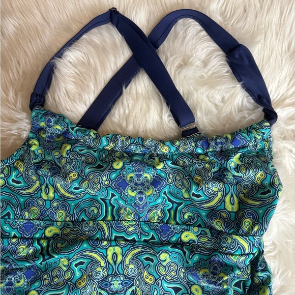 Title Nine one piece swimsuit with criss cross straps Size Large - Picture 3 of 13